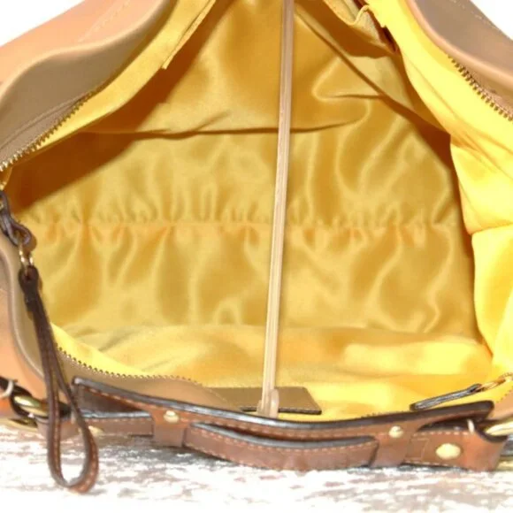 Coach Leather Hobo Shoulder Bag Tan Brown Brass Hardware NWOT - Picture 12 of 15